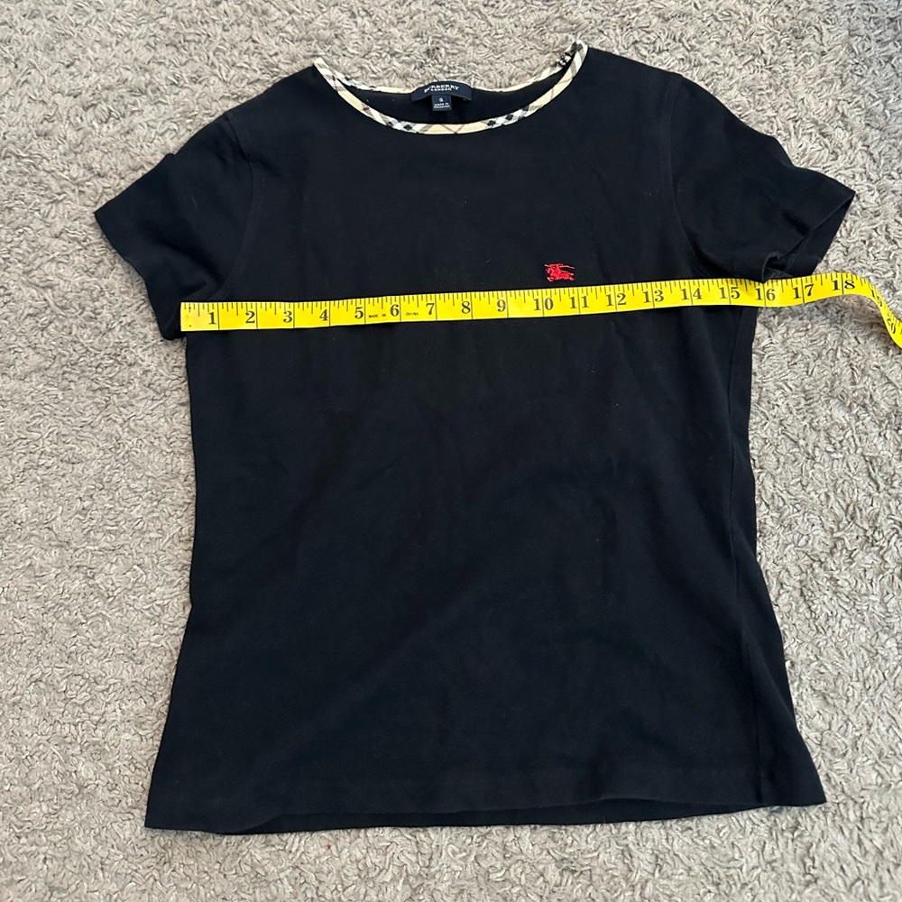 Burberry Black Tee with Red Logo and nova check Patterned Collar short sleeve - Picture 9 of 12